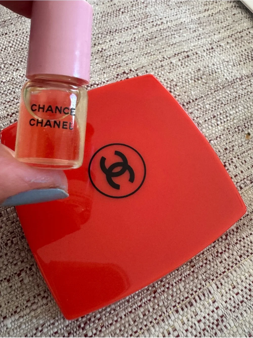 CHANEL Orange Decorative mirrors Compact with Black Logo and Chance delux sample